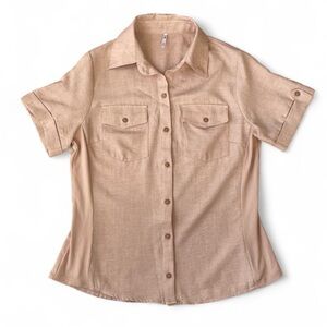 3rd + Malt Apparel Short Sleeved Button Down in Sandy Tan Woman’s Large NWOT